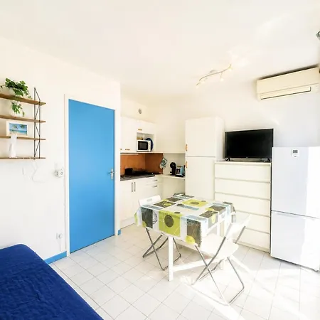 Avec Climatisation Et Parking, Proche Plages - Fr-1-338-632 Apartment